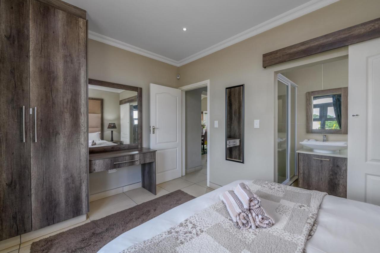 Villa Caylee Caribbean Estates - Ultra-Luxurious - Rimas Interiors Designs - Private Beachfront Escape - Premium Serviced For 8 Guests بورت إدوارد المظهر الخارجي الصورة